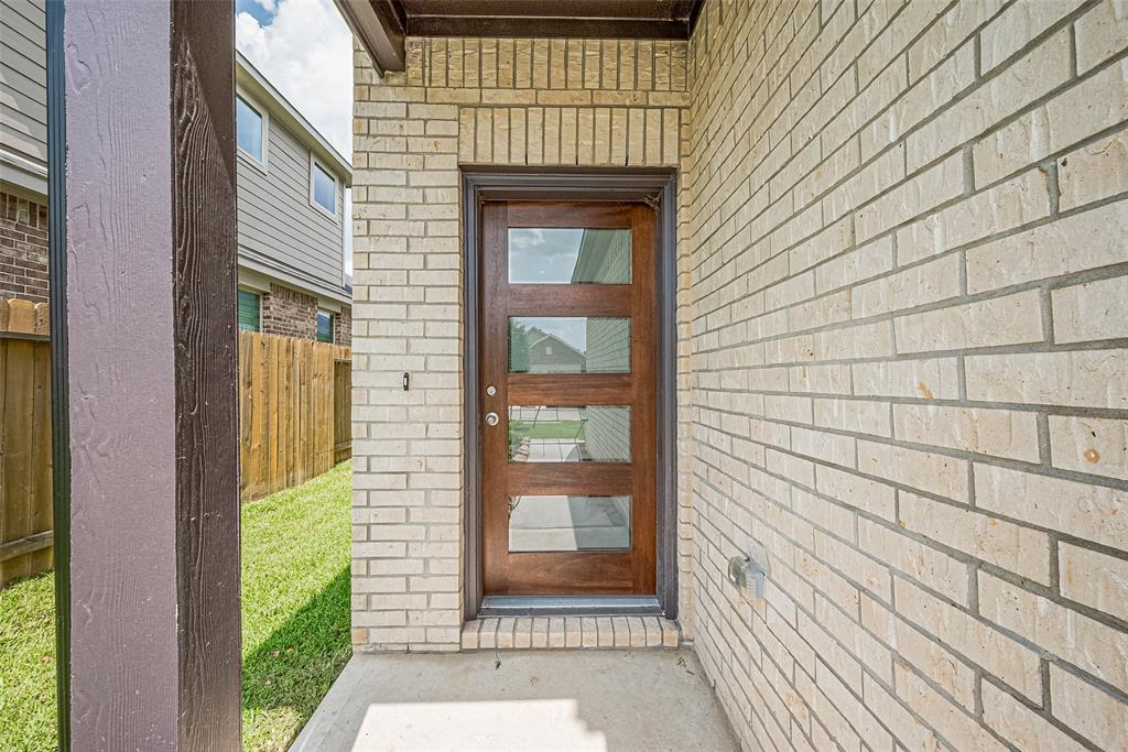 27088 Kestrel Trail