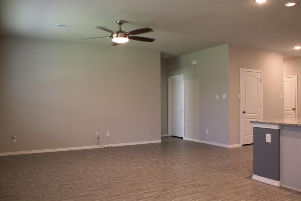 25918 Balsamwood Drive, Tomball, Texas image 7