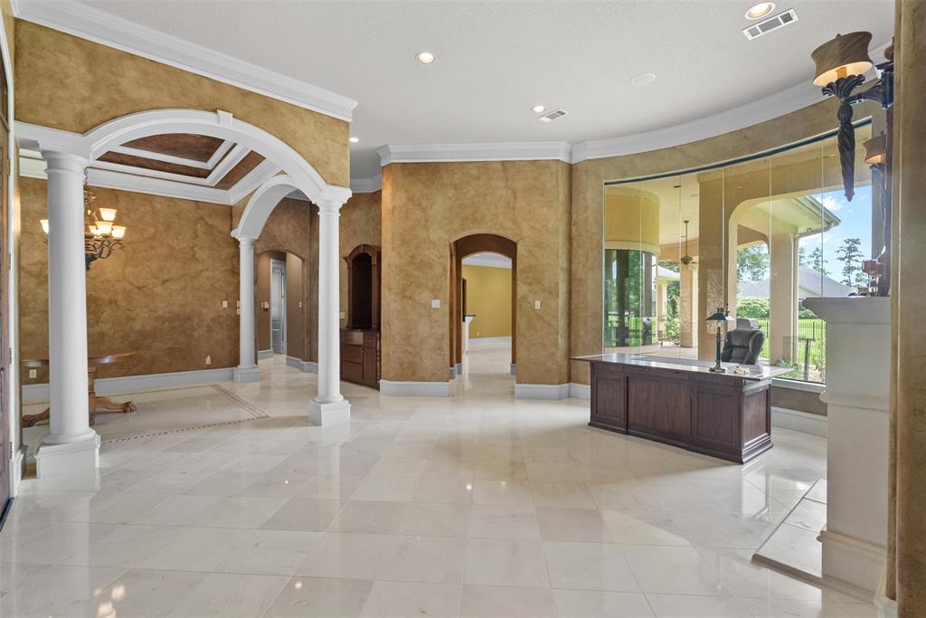 8110 Hideaway Lake Circle