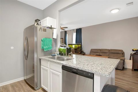 Photo of 8906 Freeland Street, Houston, TX 77075 (MLS # 81762825) Photo of 8906 Freeland Street, Houston, TX 77075 (MLS # 81762825)