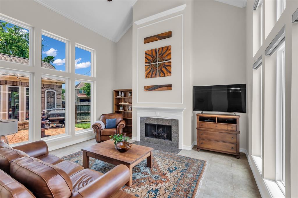 25607 Ryans Creek Court, Katy, Texas image 5