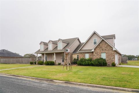 A home in El Campo