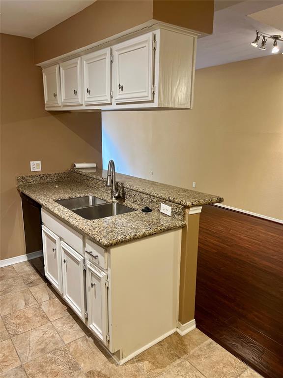 2220 Bering Drive #31, Houston, Texas image 9