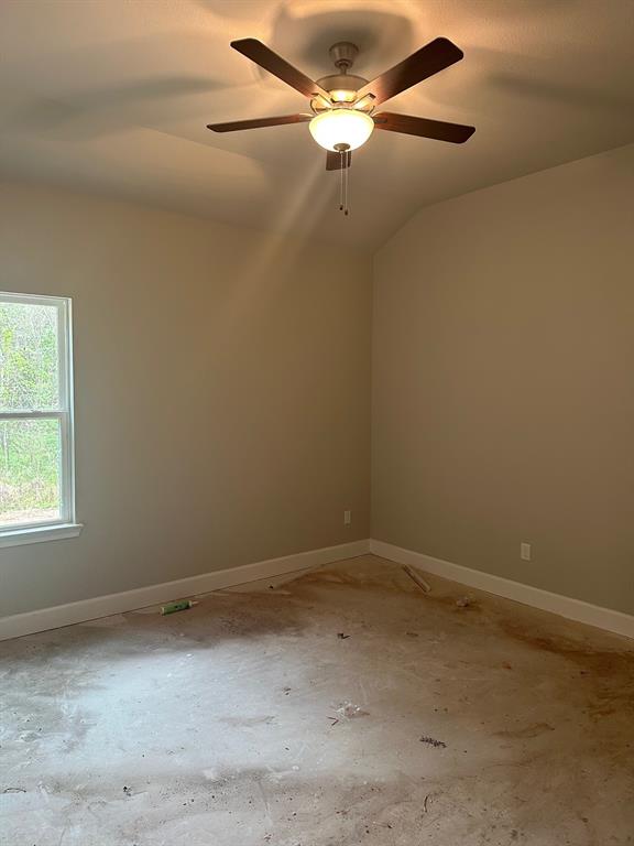 402 Cherokee Drive, Conroe, Texas image 7
