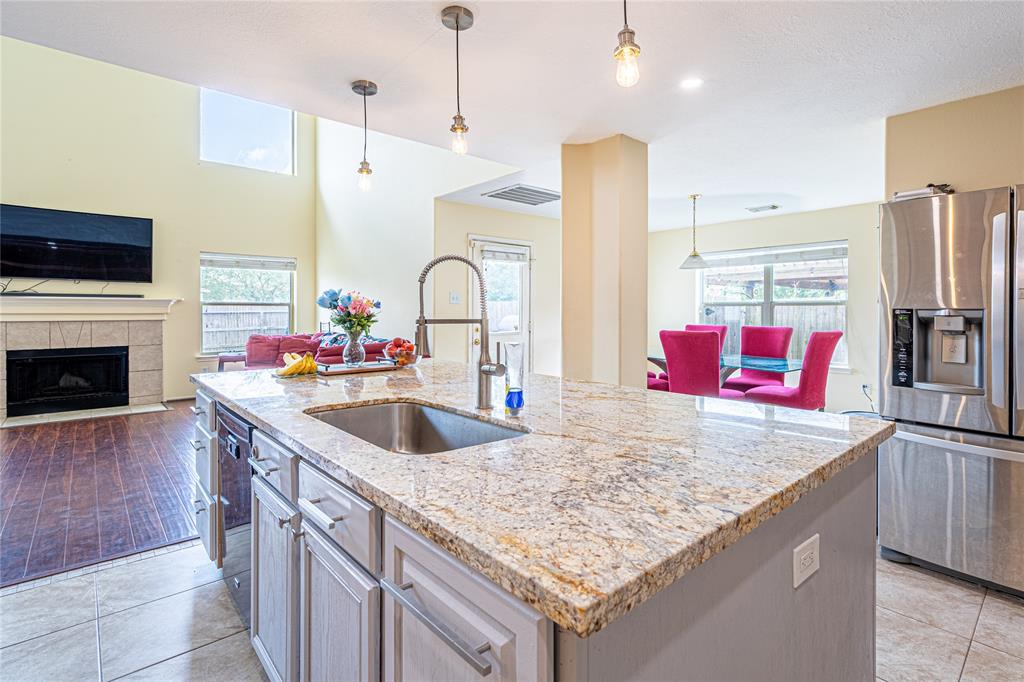 12310 Beacon Hollow Court, Cypress, Texas image 17