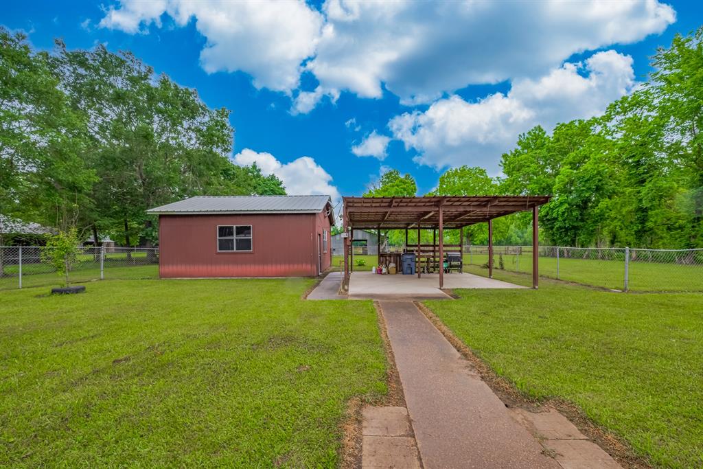 10182 Highway 146, Hardin, Texas image 31