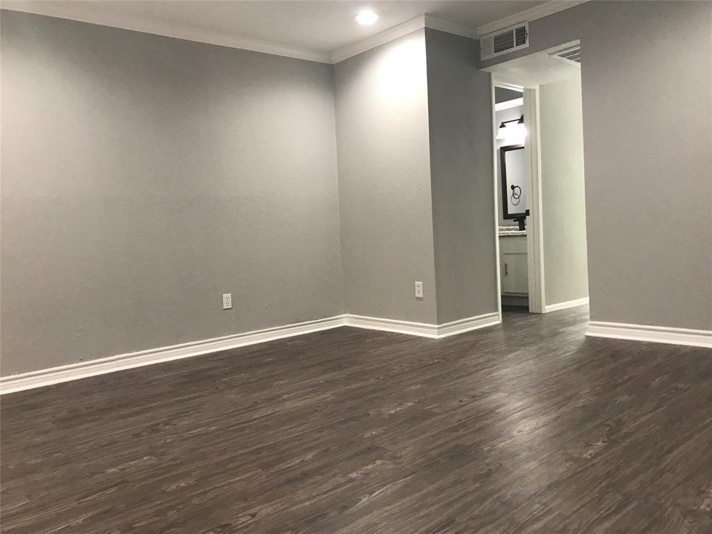 5625 Antoine Drive 903
