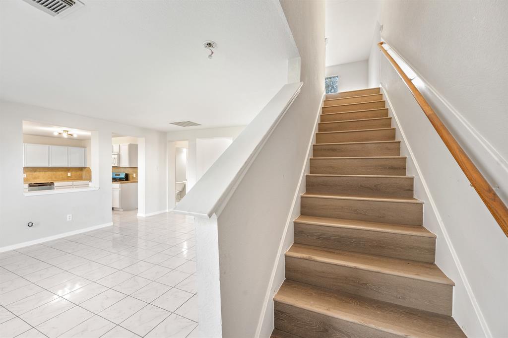 8143 Tassel Field Lane, Humble, Texas image 12