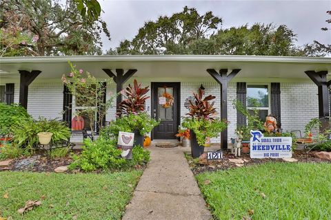 A home in Lake Jackson