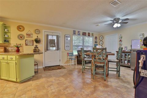 A home in Lake Jackson