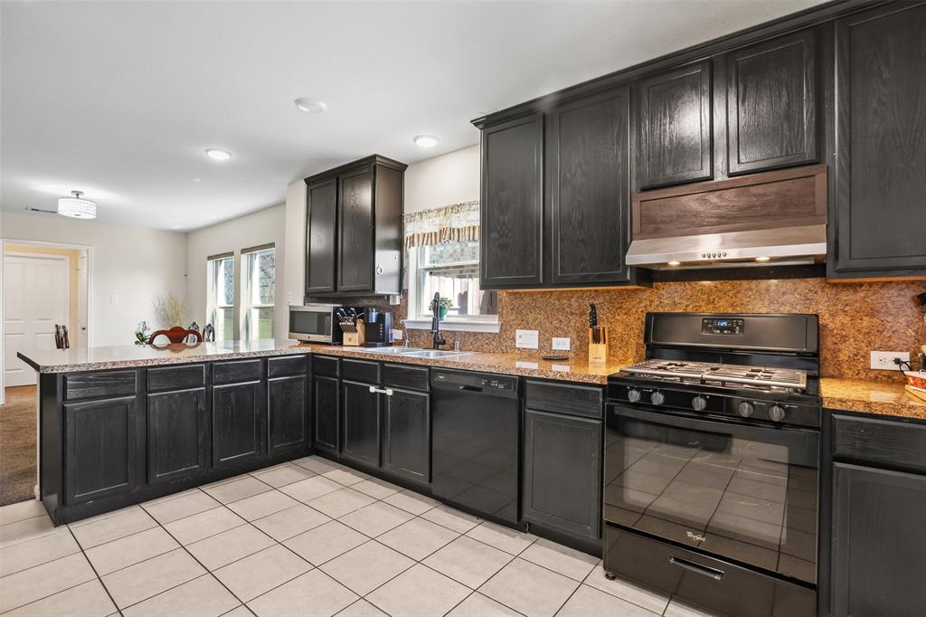 3702 Arbor Trails Drive, Humble, Texas image 7