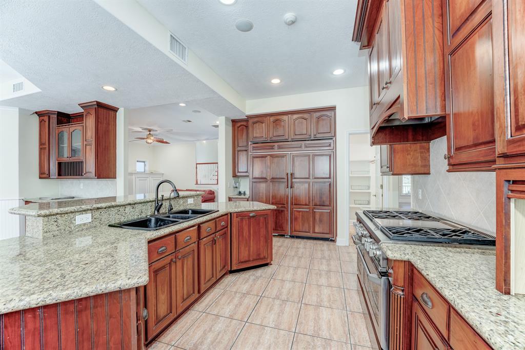 34403 High Point Drive, Magnolia, Texas image 13