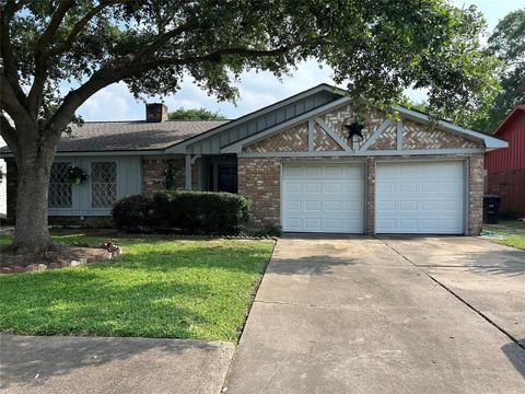 Single Family Residence in Houston TX 12219 Spring Grove Drive.jpg