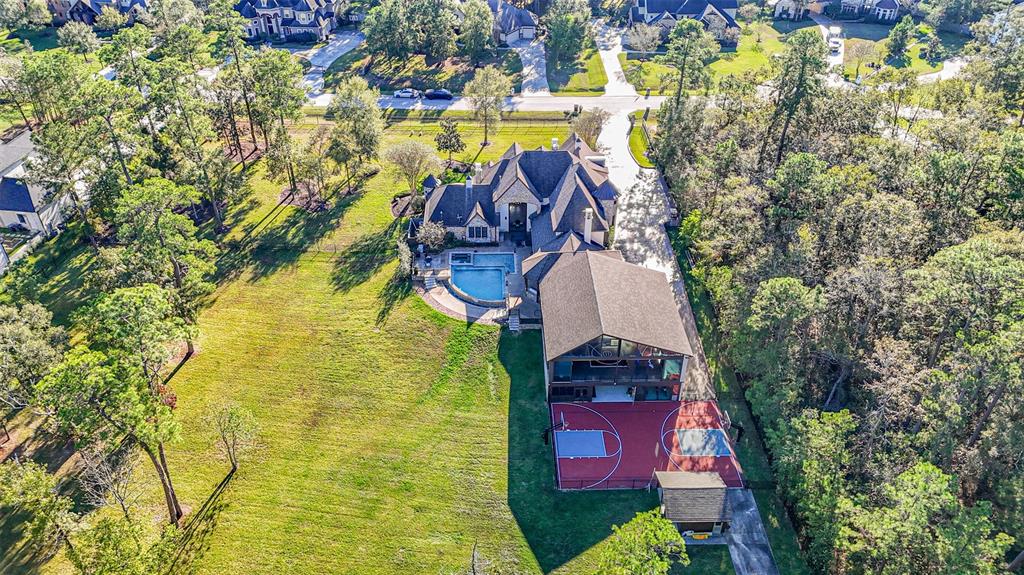 5015 Ossineke Court