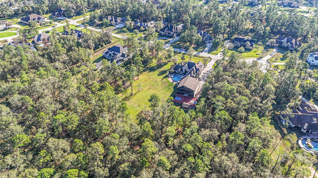 5015 Ossineke Court
