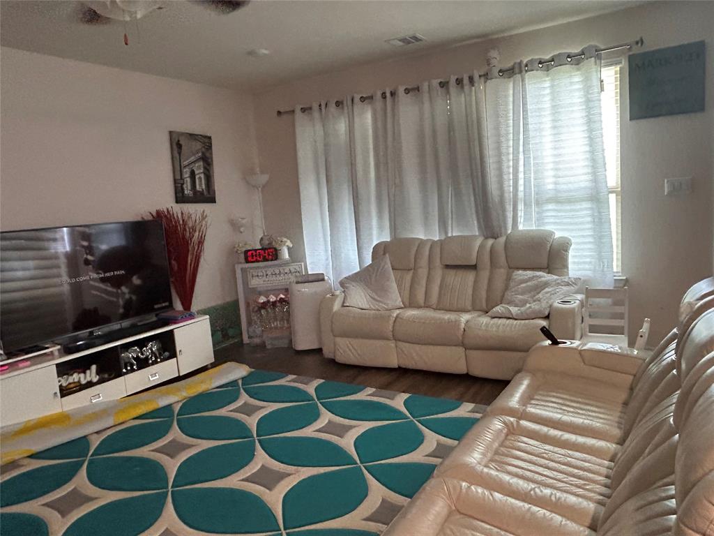 20334 Fossil Valley Lane, Cypress, Texas image 5