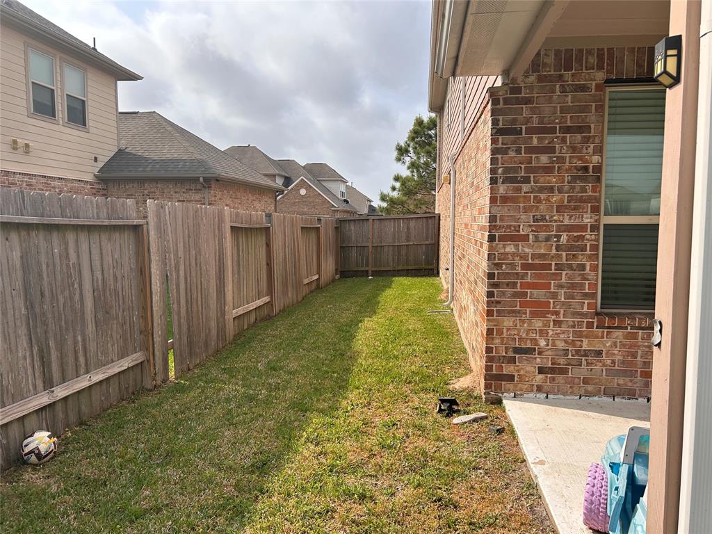 20334 Fossil Valley Lane, Cypress, Texas image 25
