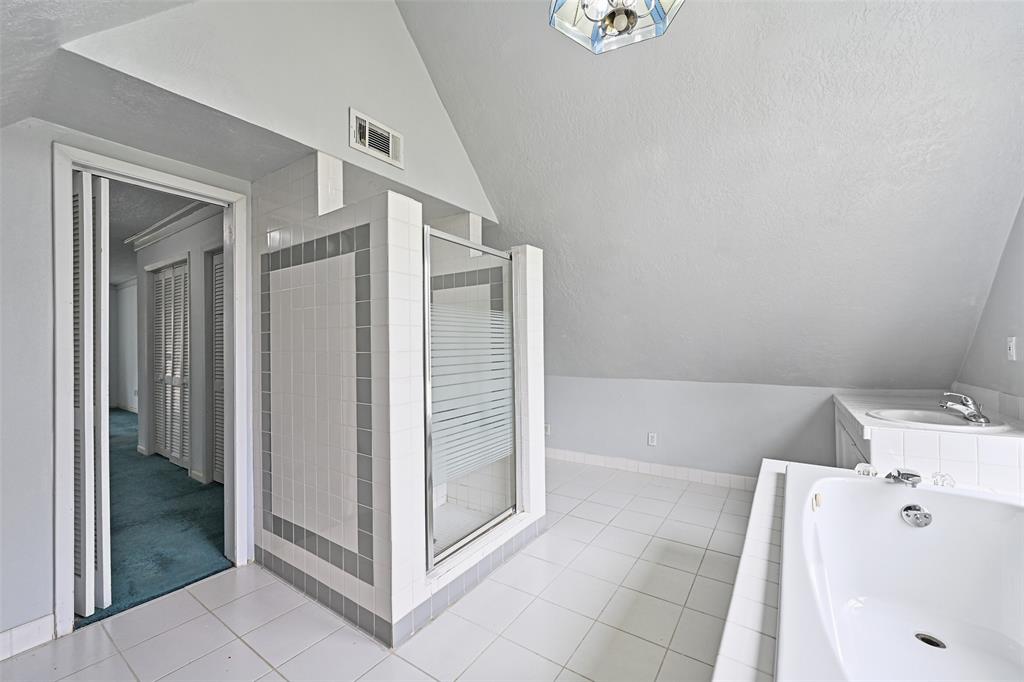 903 Layfair Place, Friendswood, Texas image 29