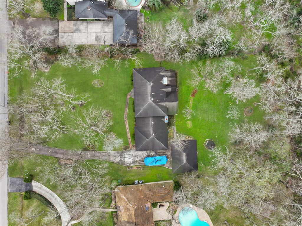 903 Layfair Place, Friendswood, Texas image 2