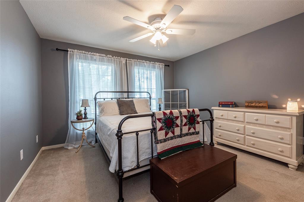 701 High Ridge Drive, Friendswood, Texas image 33