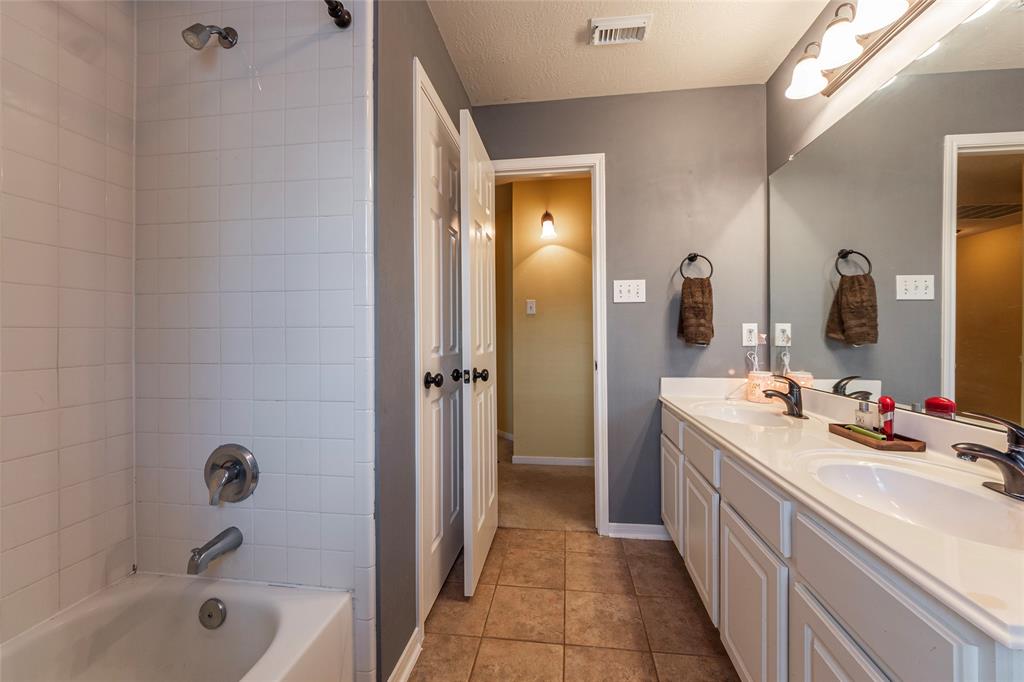 701 High Ridge Drive, Friendswood, Texas image 32