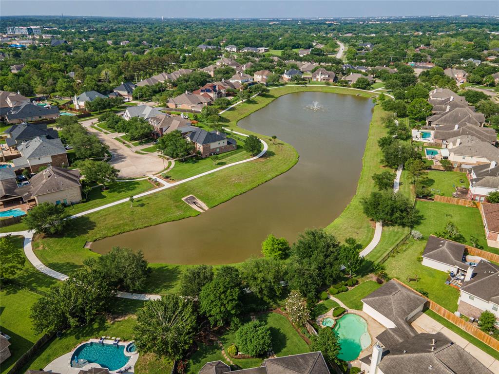 701 High Ridge Drive, Friendswood, Texas image 42