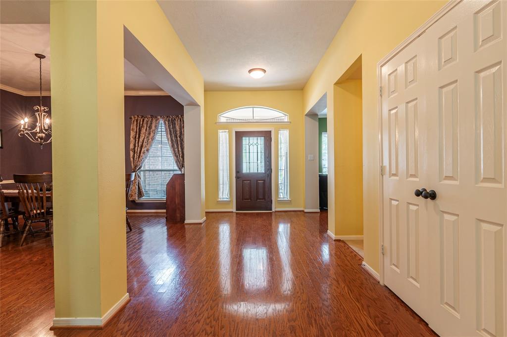 701 High Ridge Drive, Friendswood, Texas image 8