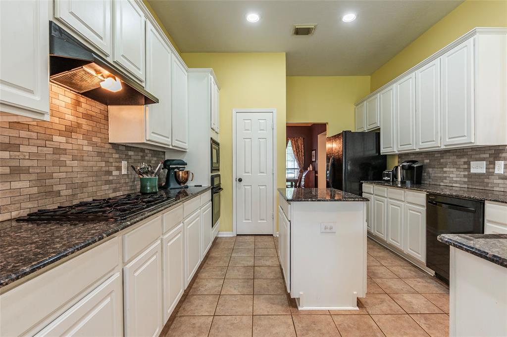 701 High Ridge Drive, Friendswood, Texas image 17