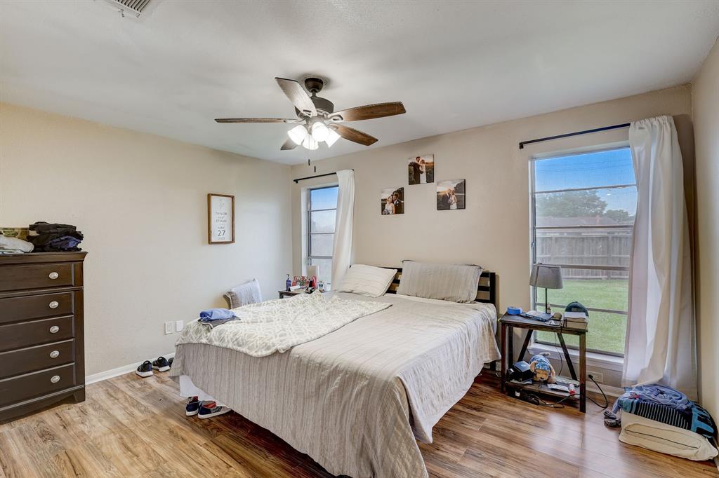1102 Pecan Glen Drive, Missouri City, Texas image 17