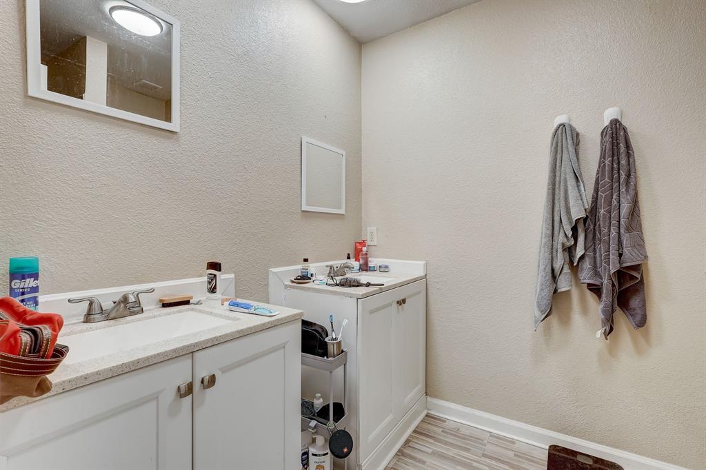 1102 Pecan Glen Drive, Missouri City, Texas image 19