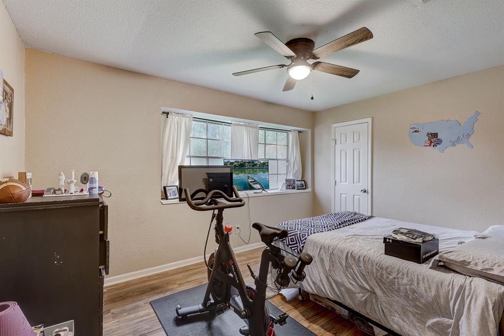 1102 Pecan Glen Drive, Missouri City, Texas image 14