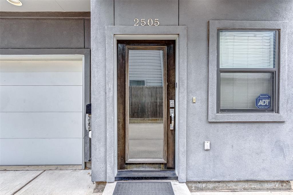 2505 Webster Street, Houston, Texas image 4