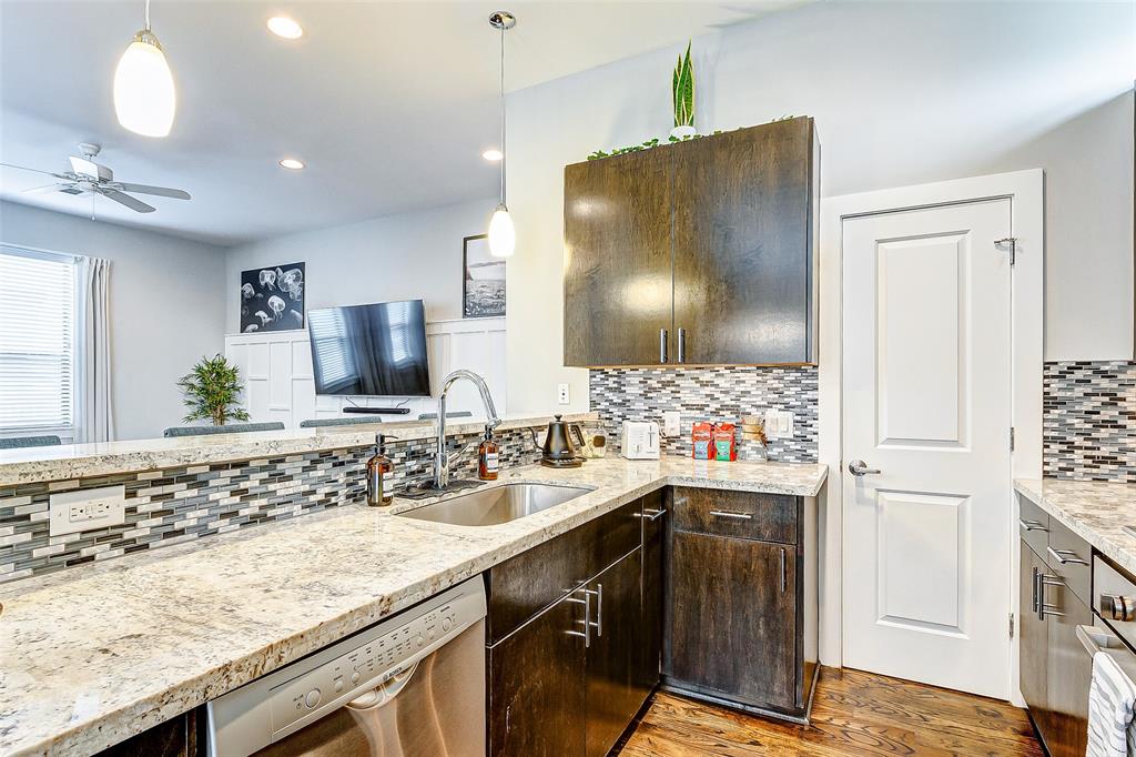 2505 Webster Street, Houston, Texas image 16