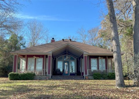 A home in Groesbeck