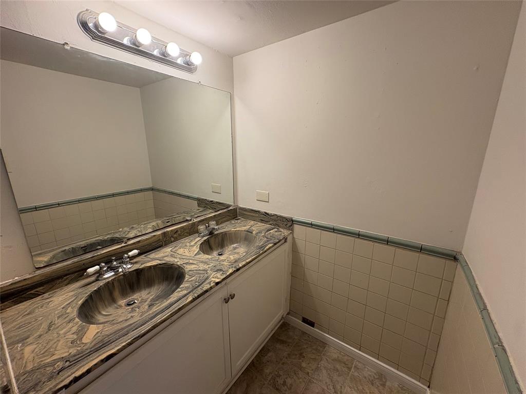7846 Detroit Street, Houston, Texas image 8