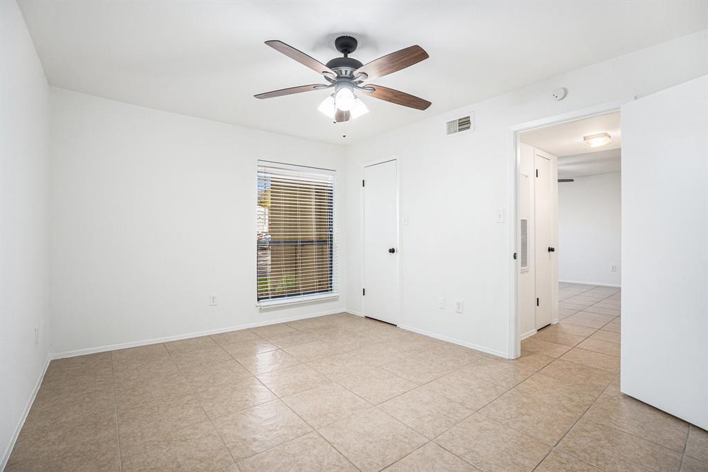 3300 Pebblebrook Drive #17, Seabrook, Texas image 9