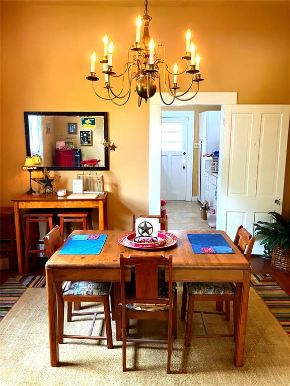 504 Gay Hill Street, Brenham, Texas image 6