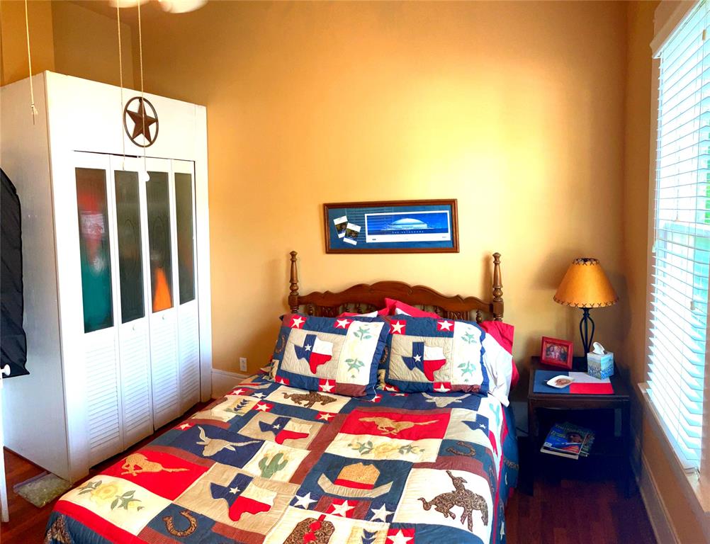 504 Gay Hill Street, Brenham, Texas image 11