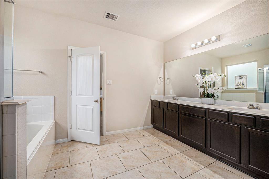9407 Mineral Rock Lane, Richmond, Texas image 24