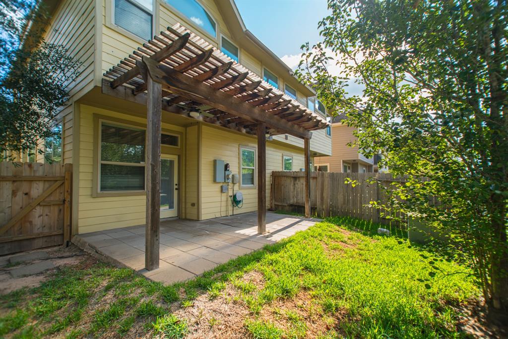 90 Cheswood Manor Drive, The Woodlands, Texas image 41