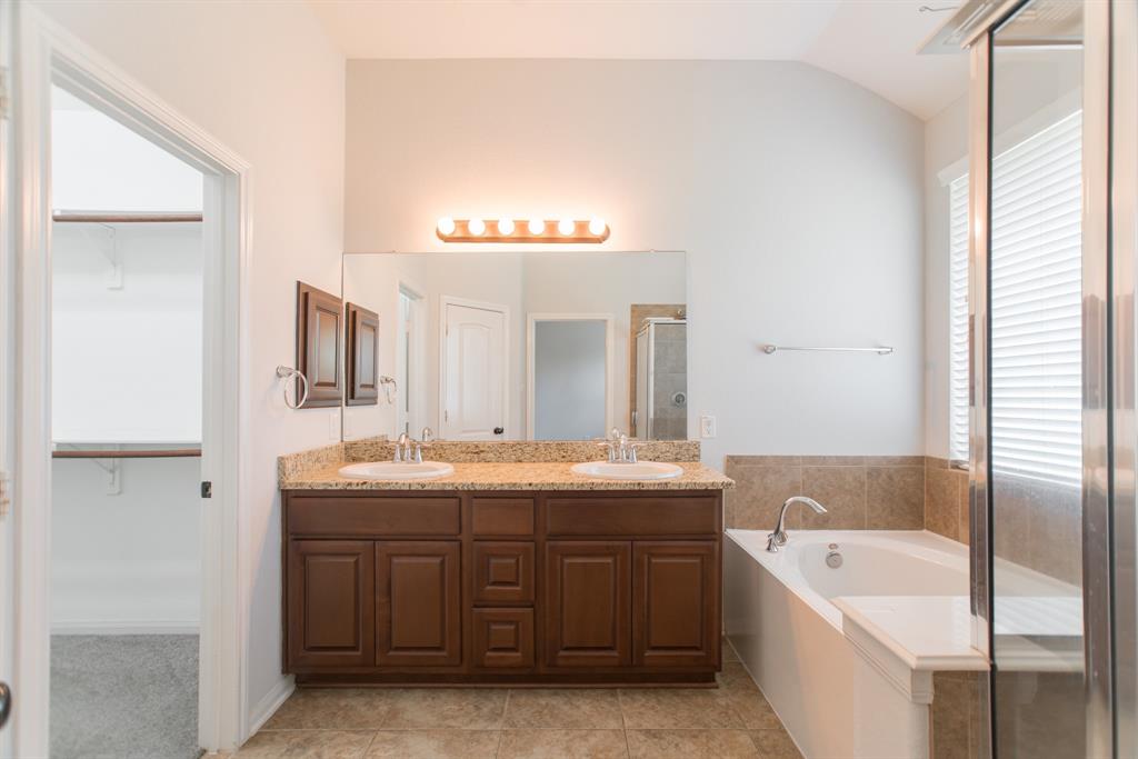90 Cheswood Manor Drive, The Woodlands, Texas image 31
