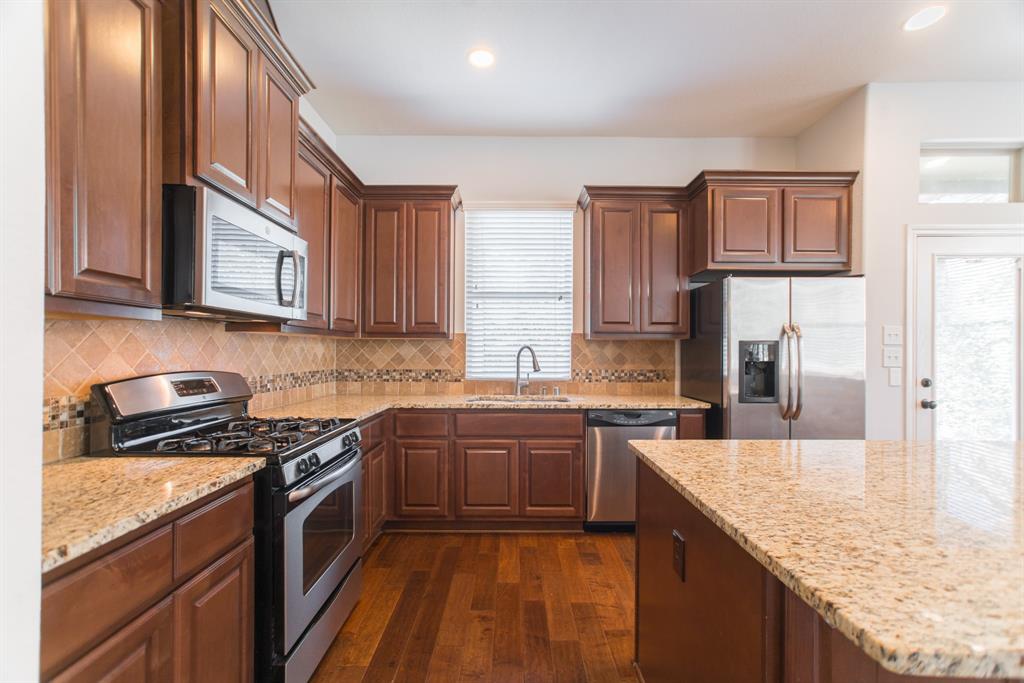 90 Cheswood Manor Drive, The Woodlands, Texas image 16