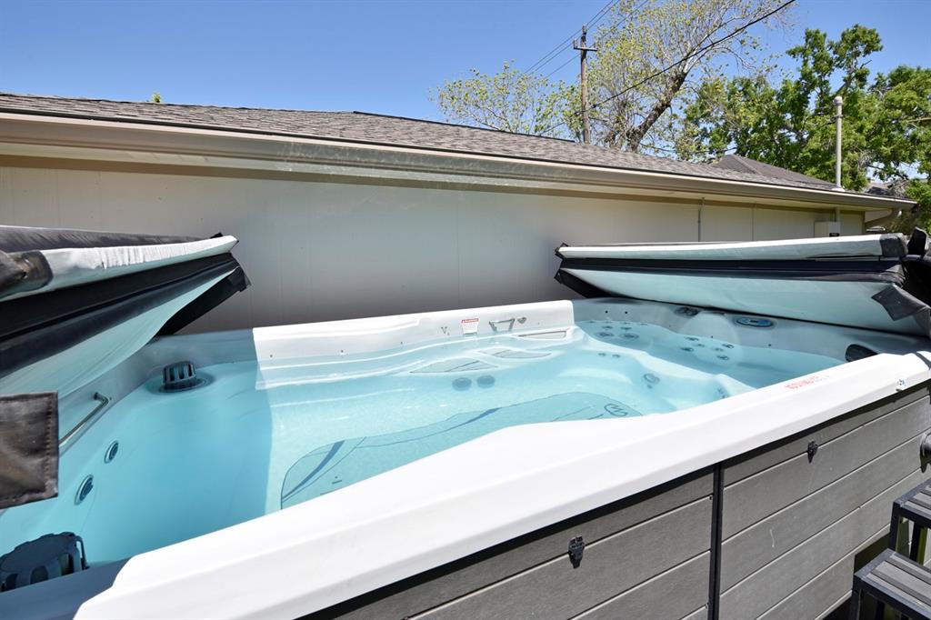 property-search 2 2811 Bermuda Dunes Drive