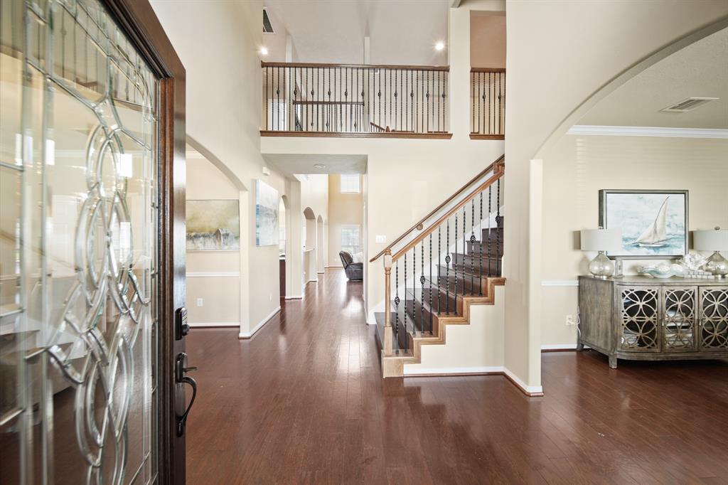 3308 Oak Dale Way