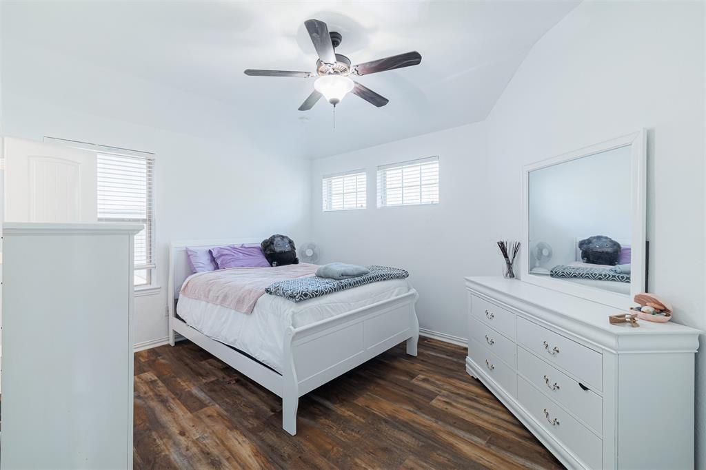 12910 Picket Hills Lane, Humble, Texas image 32
