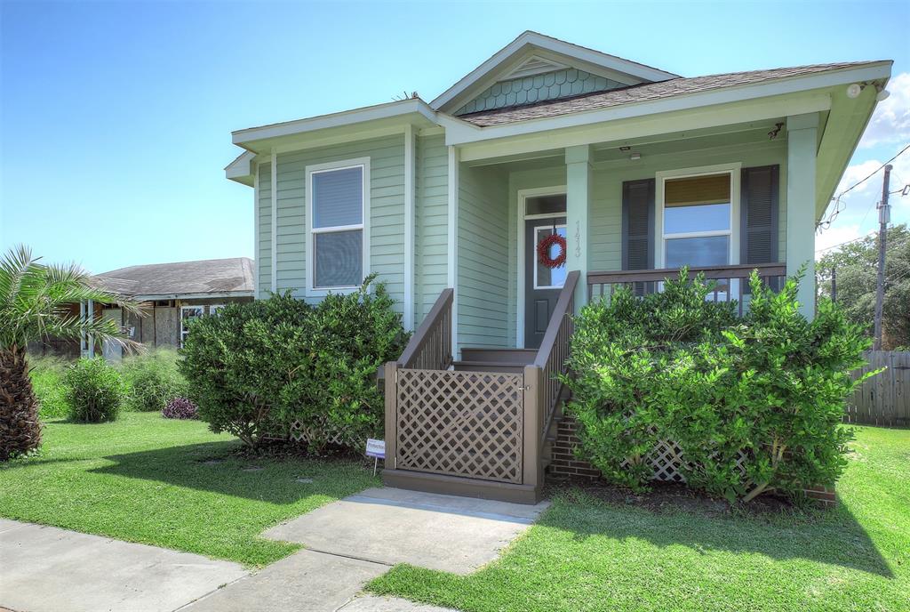 1413 Kirwin Street, Galveston, Texas image 2