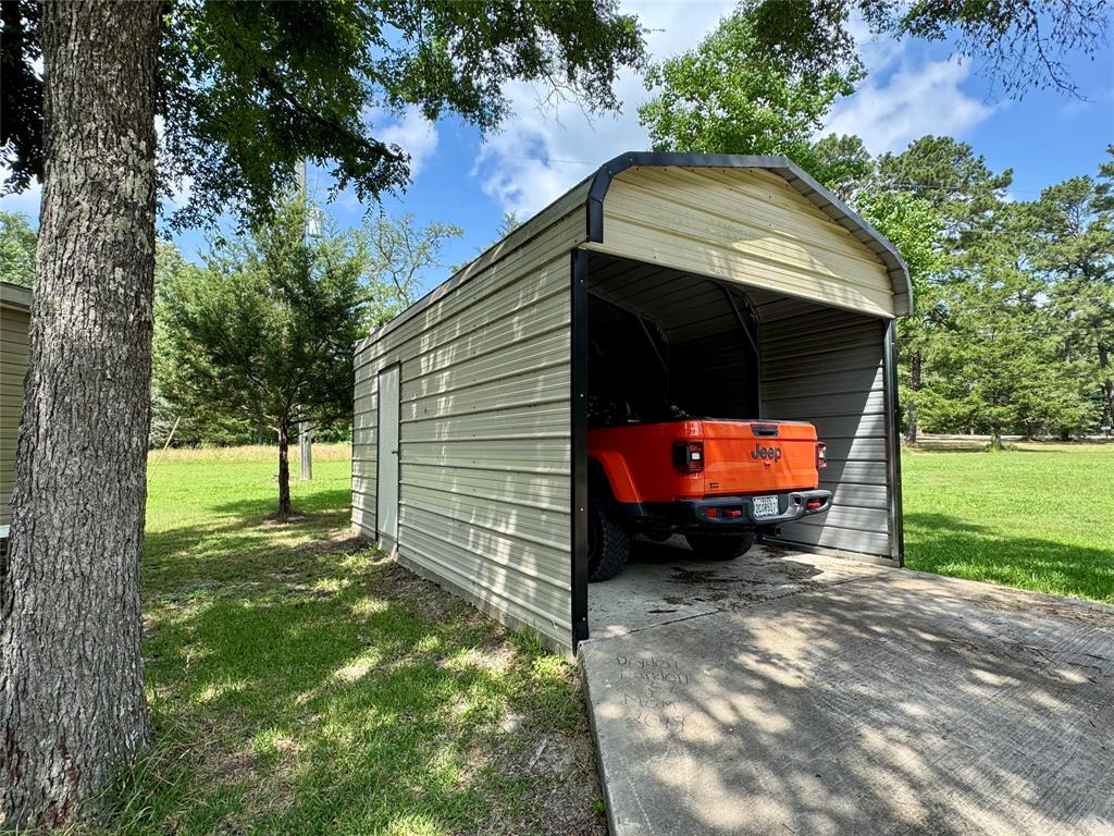 40 Mccrory Drive, Huntsville, Texas image 3