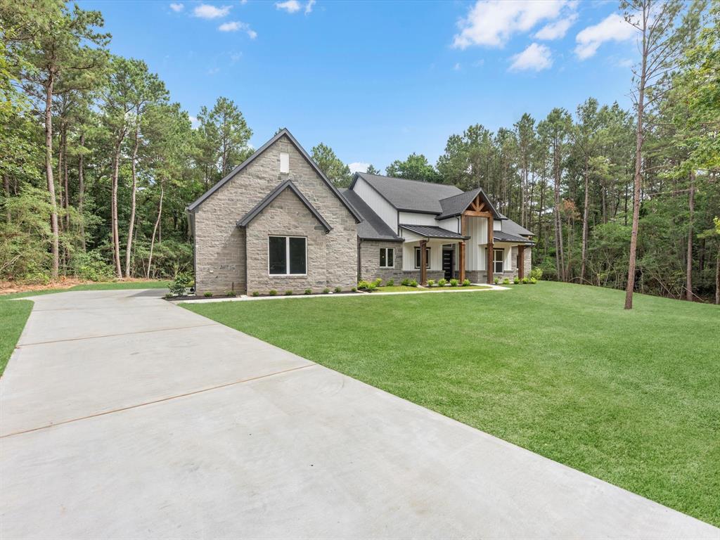 12748 Winding Trail