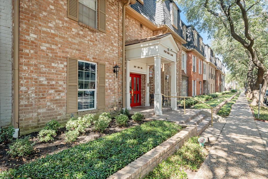 357 N Post Oak Lane #217, Houston, Texas image 4