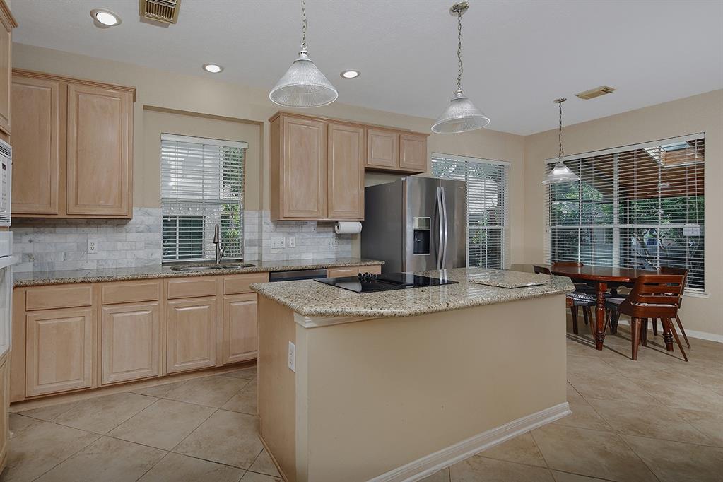 30 Merit Woods Place, The Woodlands, Texas image 9